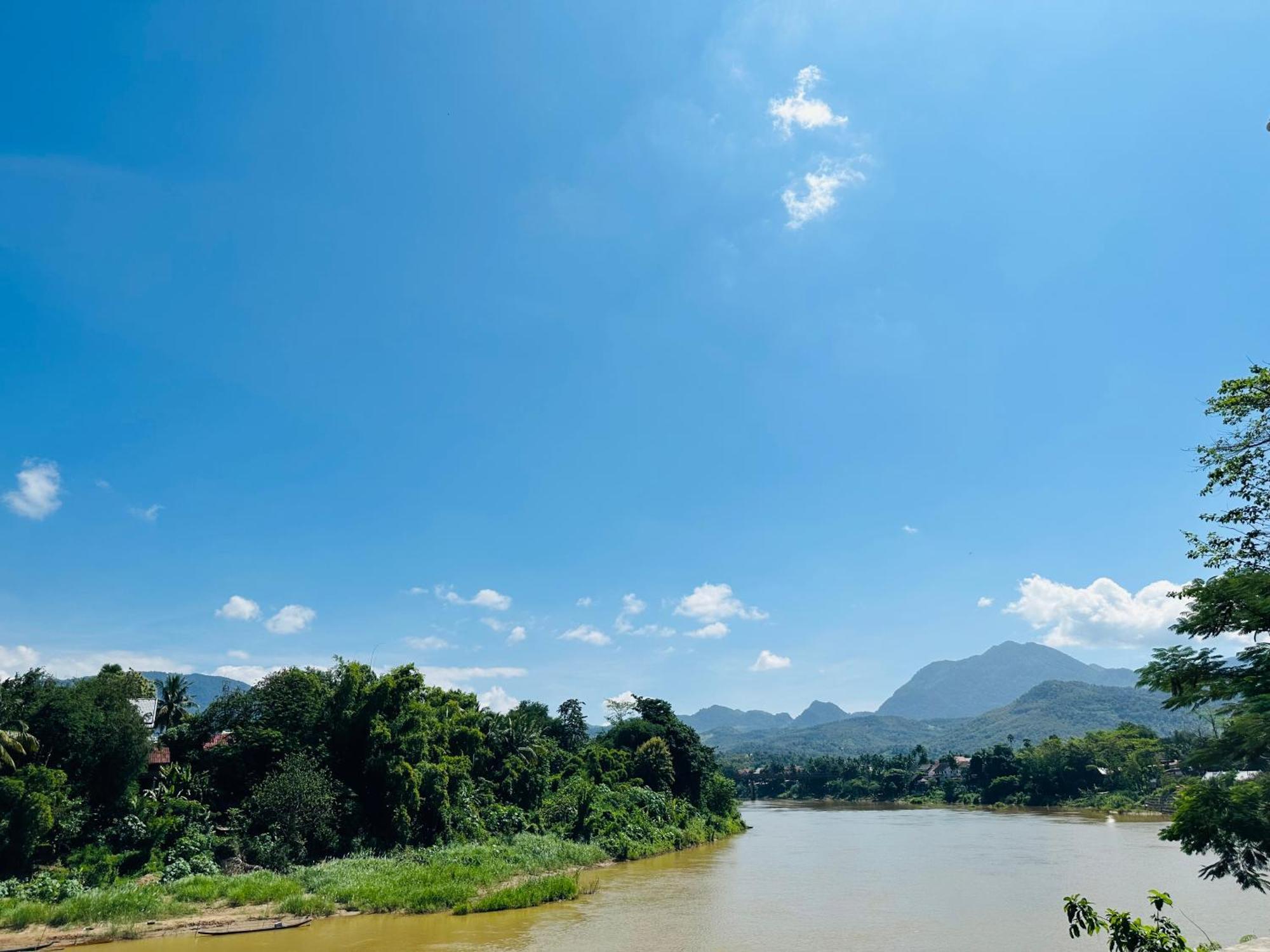 Kingkham Riverside Hotel Luang Prabang Exterior photo