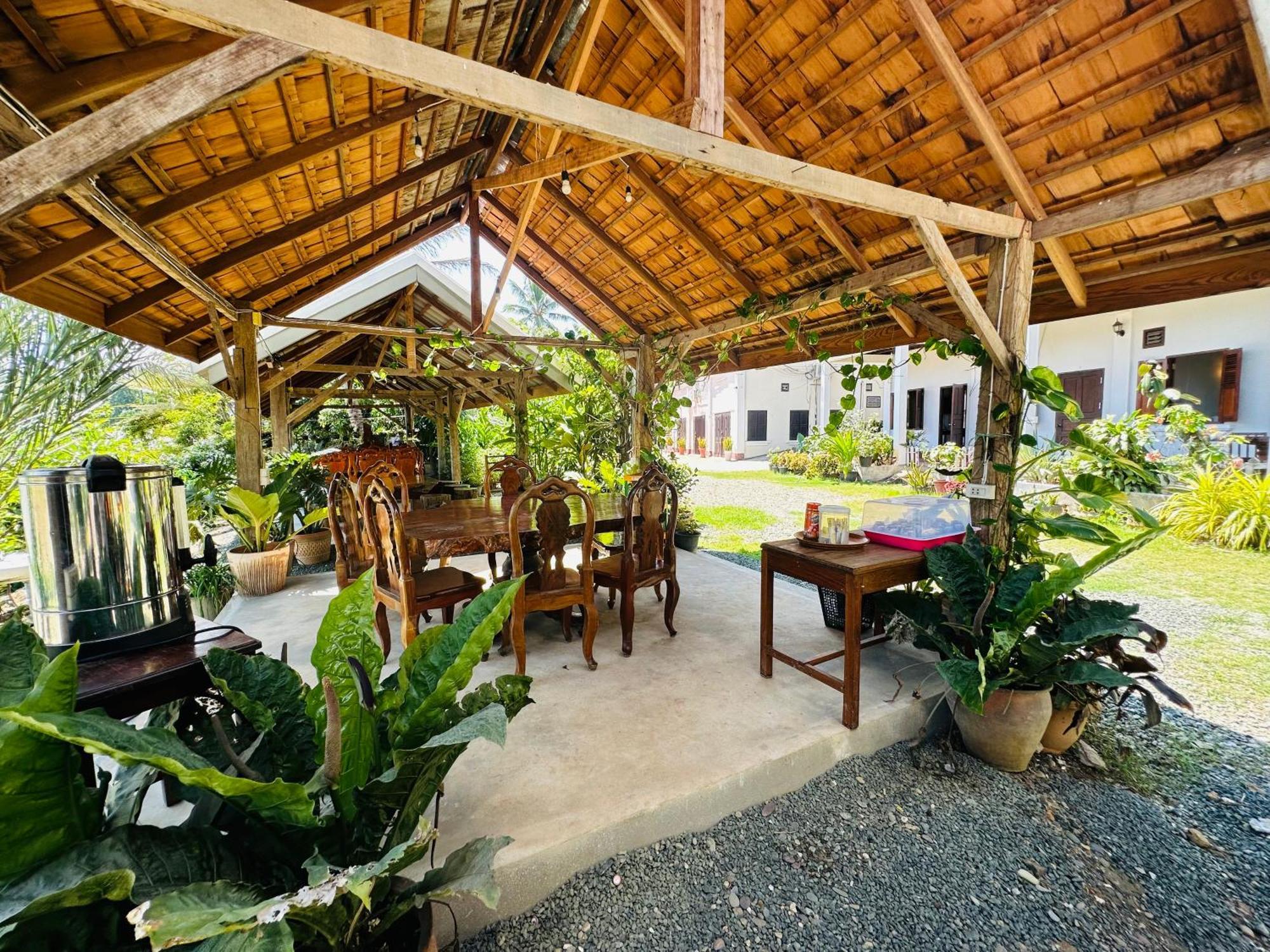 Kingkham Riverside Hotel Luang Prabang Exterior photo