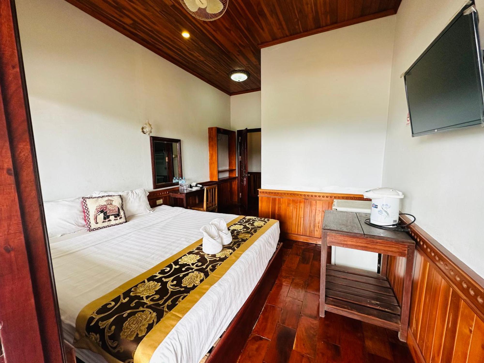 Kingkham Riverside Hotel Luang Prabang Exterior photo